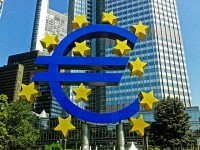De Europese Centrale Bank (ECB) bepaalt het monetair beleid van de Eurozone. / Bron: MichaelM, Pixabay